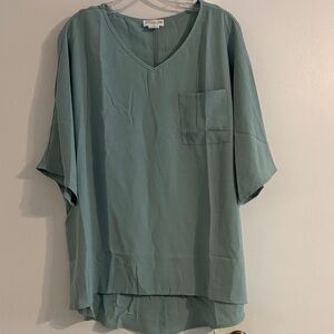 Chic Soul Women's Sage V-Neck Top